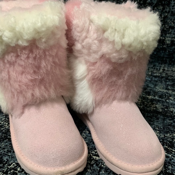 fluffy ugg boots pink